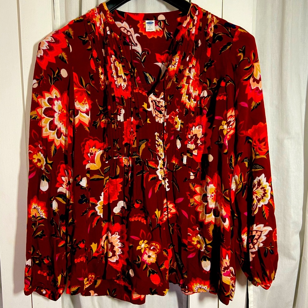 Old Navy top
